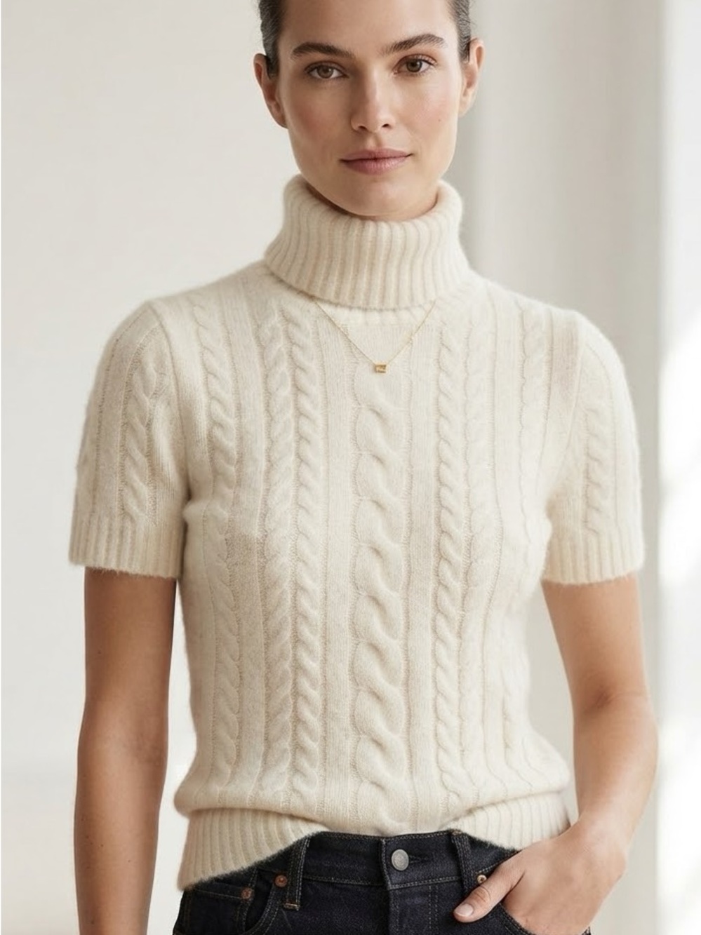 ⁠Banana Republic Wool Angora Cable Knit Short Sleeve Turtleneck Sweater XS⁠